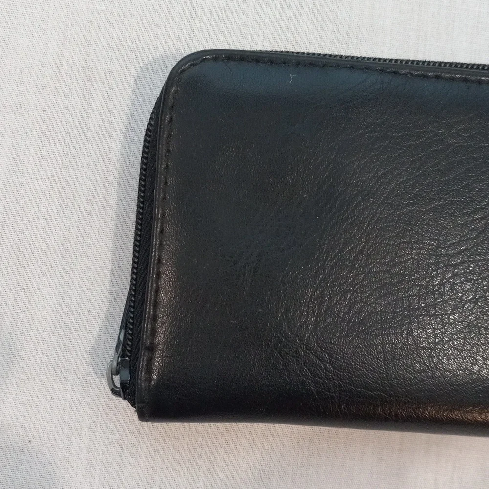 Wallet - Picture 4 of 11
